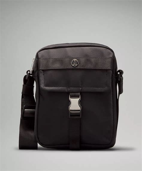 lululemon wunderlust crossbody bag
